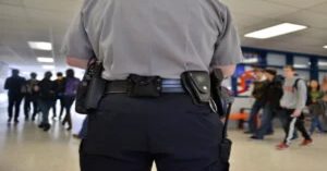 Okul Güvenlik Görevlisi Okul Güvenlik Görevlisi