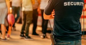 حارس أمن الحفلات