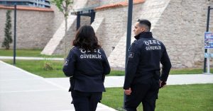 حارس أمن منشأة رياضية